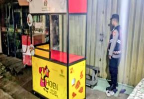 Pastikan Masyarakat Istirahat Nyaman, Personil Polsek Tegalwaru Sigap Patroli Dinihari