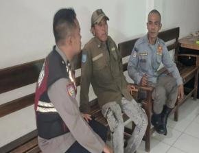 Bhabinkamtibmas Polsek Tegalwaru Ngawangkong Bareng Warga Desa Cintalanggeng Ajak Peduli Kamtibmas