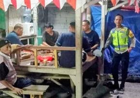 Bhabinkamtibmas Laksanakan Giat Ngawangkong, Sambangi Warga Sukaluyu Guna Tingkatkan Kedekatan