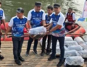 Mancing Lele Gratis Semarakkan HUT Karawang ke-393, Warga Tumpah Ruah Nikmati Pesta Rakyat