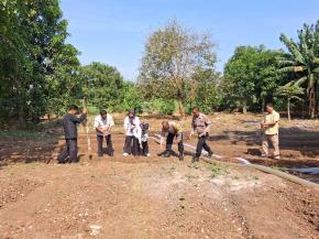 Bhabinkamtibmas Polsek Telagasari Ikut Serta dalam Penanaman Jagung, Dukung Program Ketahanan Pangan Nasional
