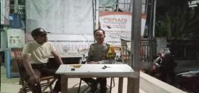 Bhabinkamtibmas Laksanakan Sambang Dialogis, Hampiri Security Perum Mahkota Regency