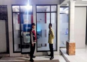 Giat Kunjungi BRI Gempol Patroli Prekat Polsek Banyusari di Malam Hari