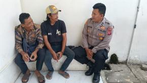 Bhabinkamtibmas Polsek Telagasari Sebar Pesan Kamtibmas Kepada Masyarakat, Antisipasi TPPO