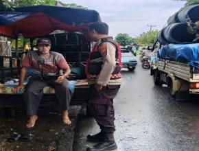 Kunjungi Kolam Renang Tirta Raya Gempol Patroli Prekat Polsek Banyusari di Siang Hari