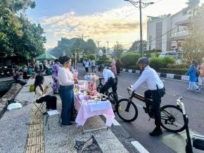 Patroli Bersepeda dan Segway, Polda NTB Amankan Car Free Day Udayana