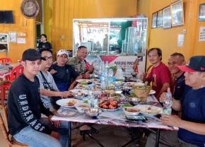 Rudi Slank Ajak Warga Kertapati Perkuat Persaudaraan demi Menjaga Harmoni Kampung Halaman