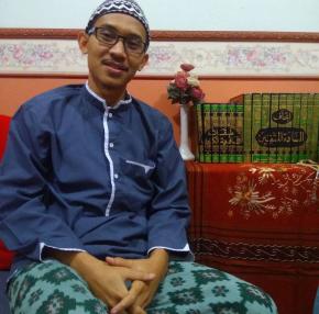 Pemilik Ponpes Al-Falah Angkat Bicara, Menyatakan dengan Tegas Tolak Terhadap Bentuk Aksi Demontrasi yang Berujung pada Kekerasan, Perusakan Fasilitas Umum serta Tindakan Provokatif