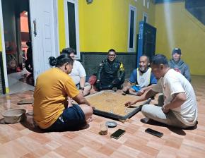 Polisi Rutin Gelar Patroli Dialogis ke Lingkungan Warga Telukjambe Timur