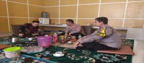 Silaturahmi Kamtibmas, Kapolsek Klari bersama Bhabinkamtibmas Kunjungi Ponpes Al Hijas