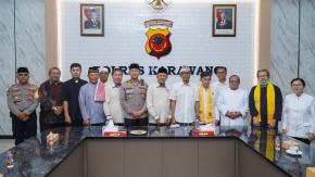 Sinergi Polri dan Tokoh Agama: Polres Karawang Adakan Doa Bersama untuk Kondusivitas Daerah