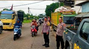 Personil Patroli Unit Samapta Polsek Rengasdengklok Menyasar Sejumlah Lokasi Rawan Kriminalitas