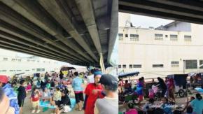 Banjir Pantura Subang Belum Surut, Ratusan Warga Bertahan di Pengungsian di Tengah Hujan yang Terus Turun