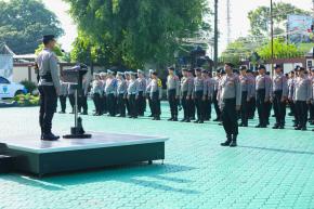 Polres Karawang Laksanakan Apel Gelar Pasukan Dalam Rangka PAM Pilkades 2025