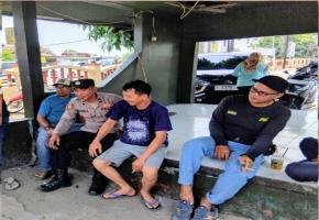 Polsek Pangkalan Lakukan Sosialisasi Bahaya Judi Online Kepada Warga Kampung Kereteg