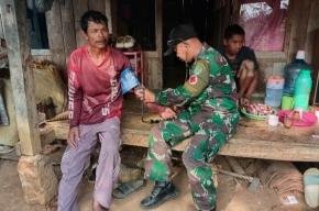 Tak Hanya Bangun Rumah, Satgas TMMD ke-130 Kodim 0622 Sukabumi Hadir Berikan Perhatian Kesehatan Warga