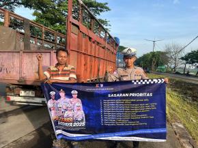 Dalam Rangka Ops Zebra Lodaya, Satlantas Polres Karawang Gelar Sosialisasi Kamaeltibcarlantas