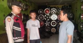 Cegah TPPO, Polsek Rengasdengklok, Laksanakan Sosialisasi Kepada Warga Masyarakat Desa Amansari