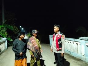 Anggota Polsek Batujaya Terus Berupaya Ciptakan Keamanan dan Ketertiban serta Kondusifitas Dilingkungan Masyarakat