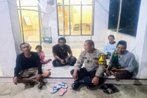 Penggalangan, Bhabinkantibmas Desa Tirtasari Polsek Cikampek Sambang Tokoh Masyarakat Ajak Harkamtibmas