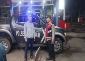 Bripka Satim Gencar Kunjungi SPBU, Prekat Polsek Banyusari Berikan Rasa Aman