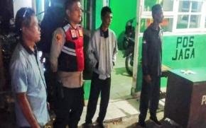 Personel Polsek Lemahabang Imbau Petugas Jaga Situs Budaya Makam Syekh Quro Untuk Tetap Pertahankan Kamtibmas