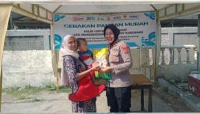 Dalam Mendukung Program Gerakan Pangan, Polsek Rengasdengklok Laksanakan Penjualan Harga Beras Murah Kepada Masyarakat