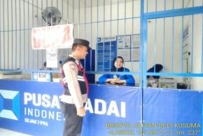 Brigadir Alpian Budi Kunjungi Pusat Gadai Gempol Patroli Prekat Polsek Banyusari di Siang Hari