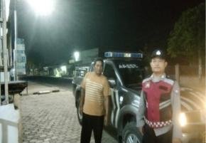 Anggota Prekat Polsek Banyusari Giat Patroli Jalan Raya Antisipasi Kejahatan