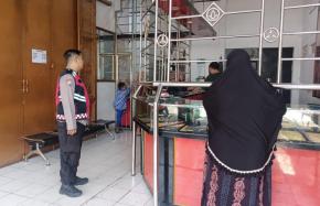 Upaya Bripka Ilham Gumelar Giat Patroli Prekat Ditoko Perhiasan dilaksanakan Personil Polsek Tempuran Res Karawang.