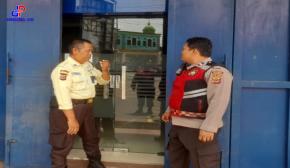 Aipda Dian Susanto Personel Polsek Lemahabang Laksanakan Patroli KRYD Di Obyek Vital