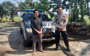 Demi Keamanan Di Wilayah Hukum Polsek Pedes Bripka Jhon Dayat Sambangi Masyarakat Di Kecamatan Pedes