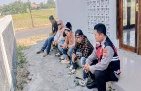 Prekat Polsek Banyusari Sosialisasikan Bahaya TPPO di Wilayah Hukum Binaan