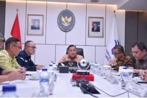 Wali Kota Sukabumi Ayep Zaki Didampingi DPMPTSP Bahas Penguatan Investasi dan Pengembangan Kawasan Industri dengan Wamen Investasi