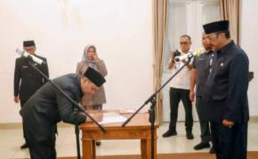 Pelantikan Pejabat Eselon IIb, Bupati Sukabumi H. Asep Japar, Tumbuhkahkan Budaya Kerja yang Baik Optimalkan Layanan Publik