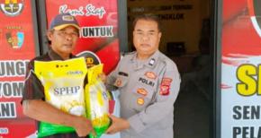 Melalui Gerakan Pangan Murah, Polsek Rengasdengklok Kembali Menjual Harga Beras di Bawah Harga Pasaran