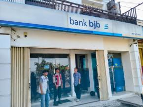 Cegah GU Kamtibmas di Bank BJB Unit Batujaya oleh Anggota Polsek Batujaya