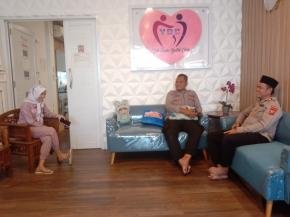 Tingkatkan Hubungan Baik Kapolsek Kotabaru Sambangi Tokoh Masyarakat