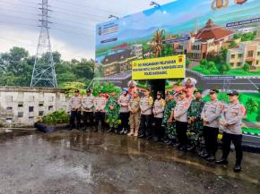 Upaya Giat Pelaksanaan Ops Lilin Kapolsek Banyusari PAM Natura 2025 Pos PAM Rest Area KM 62 Tol Jakarta - Cikampek Karawang