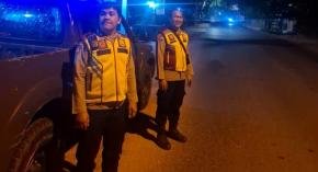 Personel Polsek Lemahabang Laksanakan Patroli Prekat Malam
