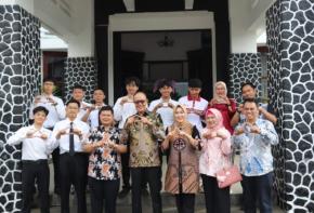 Yayasan Pasim Berangkatkan 12 Orang Siswa Lembaga Pelatihan Kerja Kota Sukabumi Untuk Magang di Malaysia dan Jepang