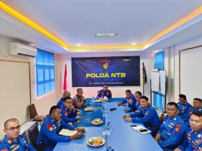 Ditpolairud Polda NTB Tingkatkan Pelayanan Masyarakat Melalui Evaluasi Kinerja dan Optimalisasi Program Polisi Penolong