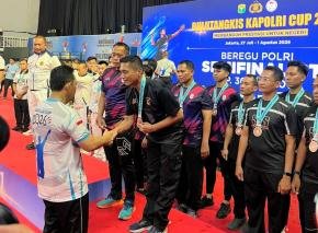 Tembus Tiga Besar Nasional, Polda NTB Sabet Juara III Bulutangkis Kapolri Cup 2026