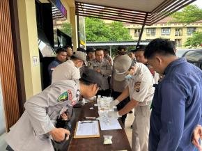 Polda NTB Pastikan Personel Bebas Narkoba, Biddokkes dan RS Bhayangkara Jalani Tes Urine