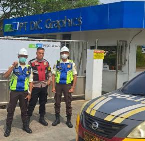 Patroli Polsek Klari Sambangi Security, Sampaikan Pesan Kamtibmas di Lingkungan Perusahaan