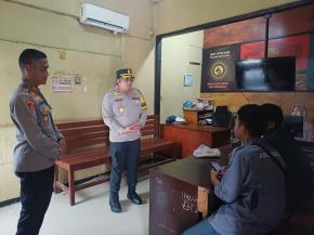 Kunjungan Kerja Wakapolres Karawang beserta PJU Polres Karawang ke Mako Polsek Batujaya Polres Karawang