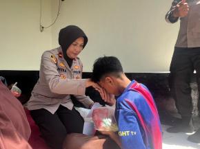 Jumat Siaga, Polwan Polres Karawang Gelar Kegiatan Positif Dan Produktif