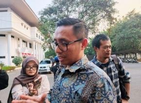 PHE ONWJ Pastikan Operasi Normal, Penanganan Ceceran Minyak di Pesisir Karawang Terus Berjalan