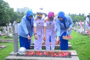 PANGKORMAR HADIRI ZIARAH PERINGATI HARI DHARMA SAMUDERA