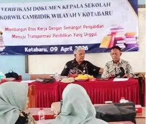 Verifikasi Dokumen Kepsek, Awal Penguatan Pendidikan di Kotabaru